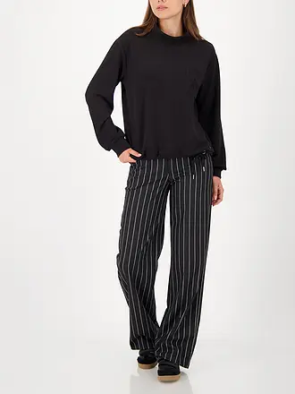 MONARI | Pullover
Produktname: Jersey
Marke: MONARI
Farbe: negro
Categorías: Moda, Mujer

Largo de la manga: Manga larga
Material: Punto, Modal, Poliéster / Poliamida, Elástico
Forma del cuello: Cuello alto
Estampado: Liso
Corte (Prenda superior): Suelto
Detall | 